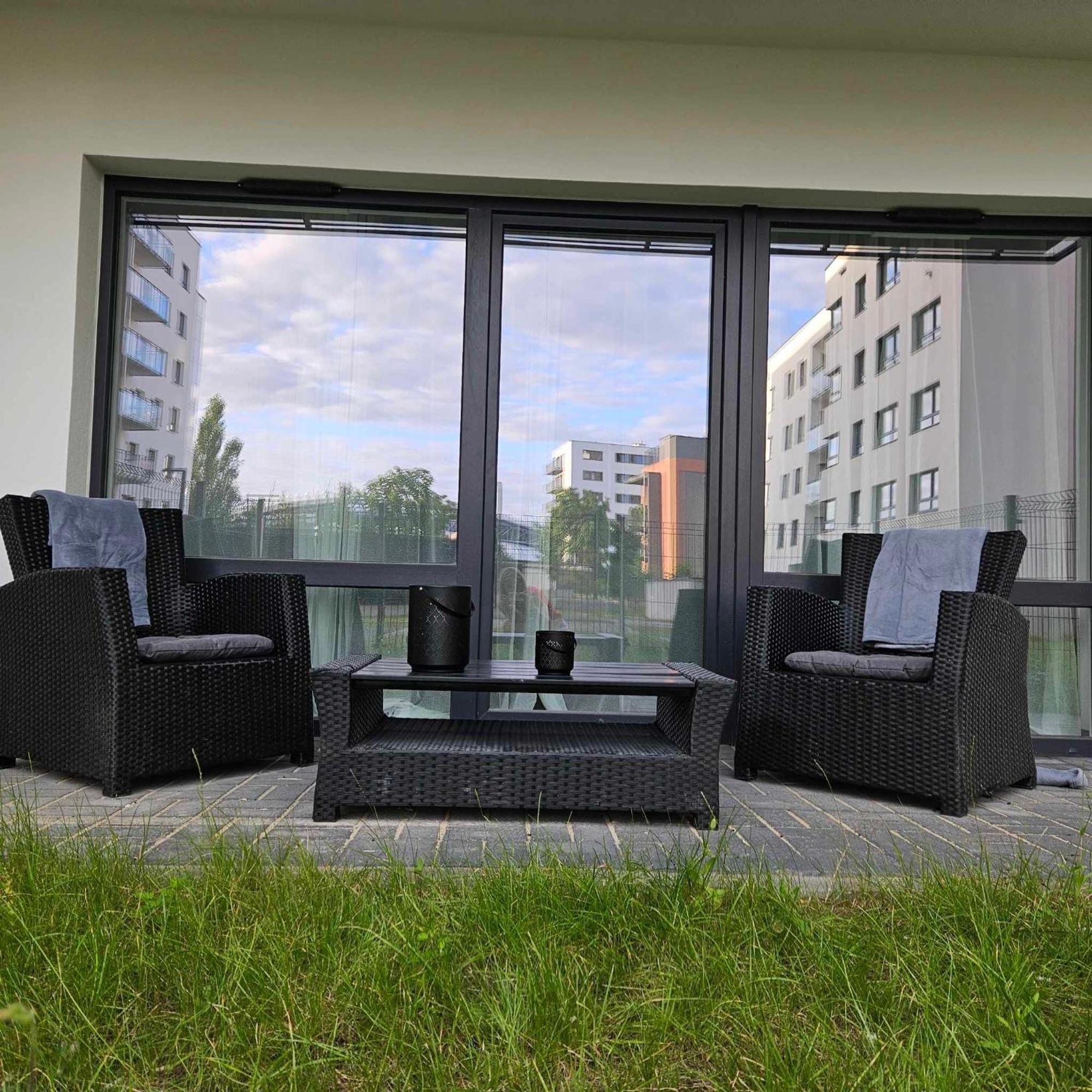 Crystal Apartments Познан Екстериор снимка